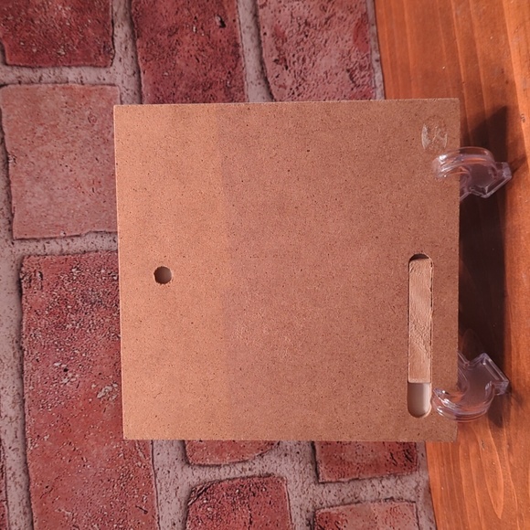 Beautiful and unique 6" blue floral handpainted tile/trivet - Picture 3 of 6